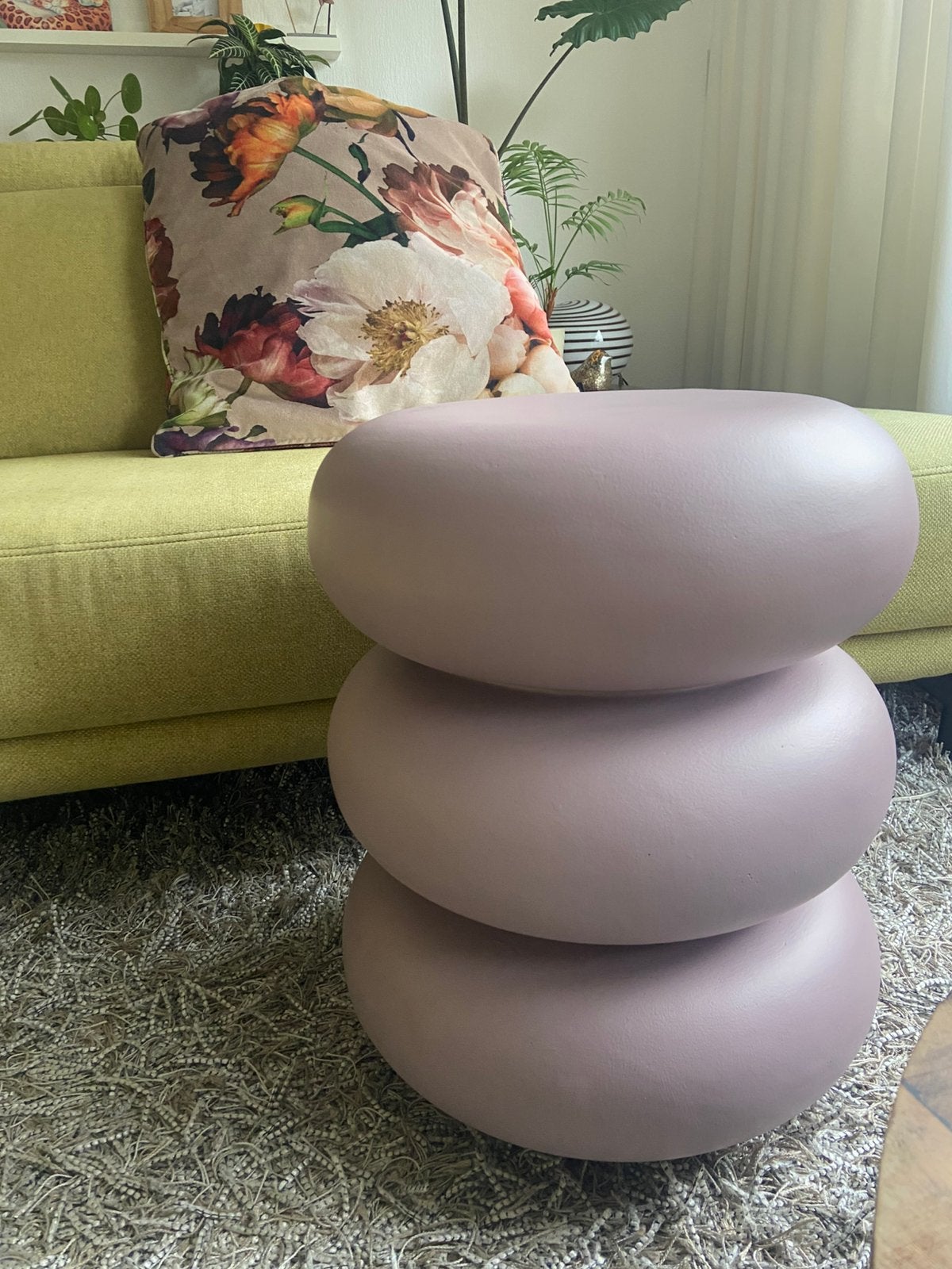 Oud roze bijzet tafeltje, Minder dan 55 cm, Rond, Zo goed als nieuw, Ophalen