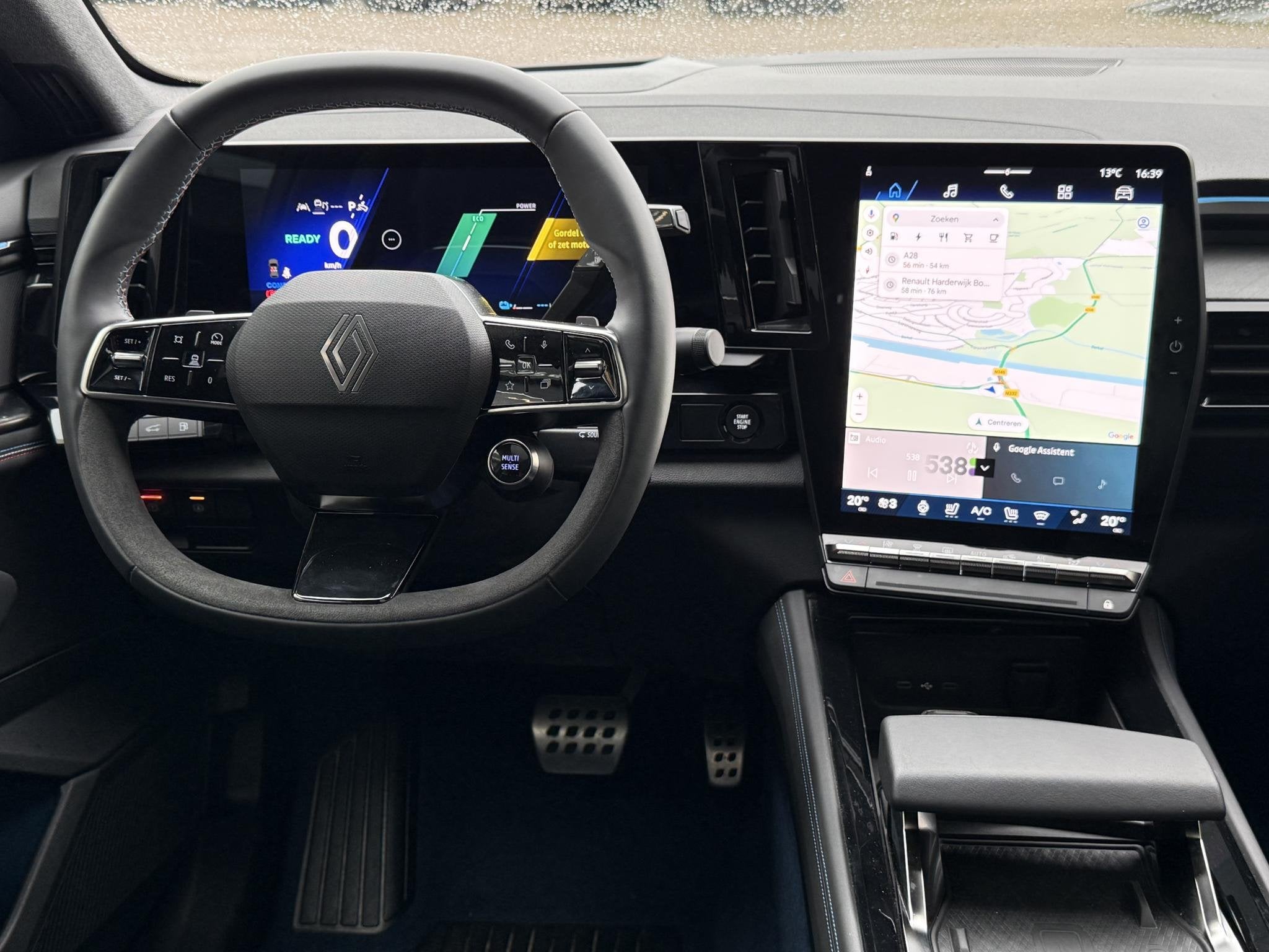 Renault Rafale 1.2 E-Tech 4x4 plug-in hybrid 300 Esprit Alpi, Automaat, Gebruikt, 1199 cc, 167 km/l