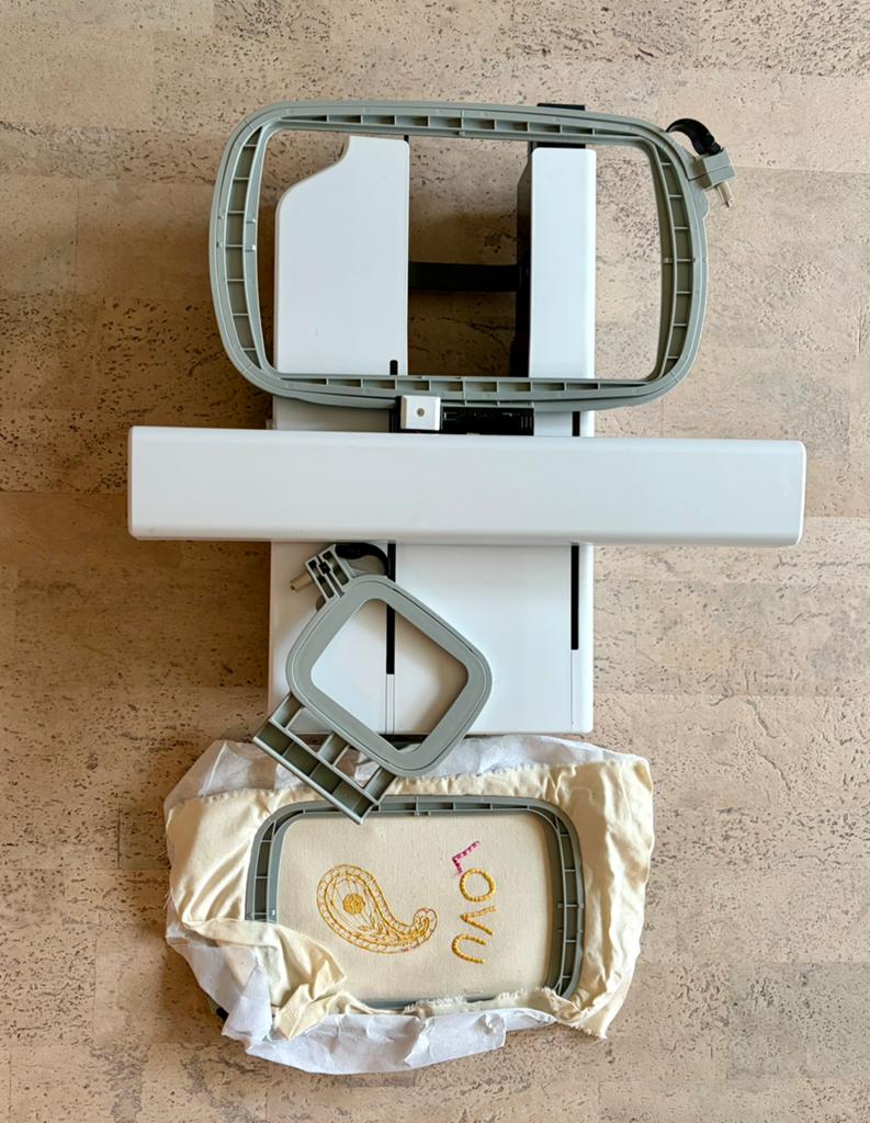 Borduurmachine Bernette B79 zo goed als nieuw met toebehoren, Hobby en Vrije tijd, Borduren en Borduurmachines, Ophalen of Verzenden