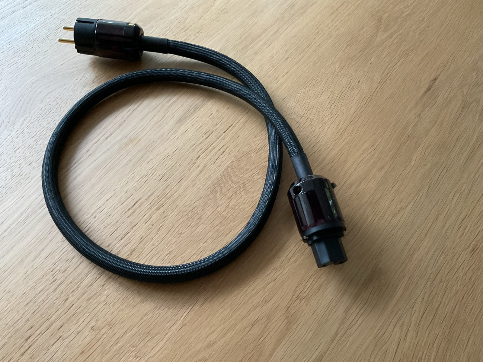 Hoogwaardige audiokabel met vergulde connectoren, Ophalen of Verzenden, Nieuw, Minder dan 2 meter, Overige kabels