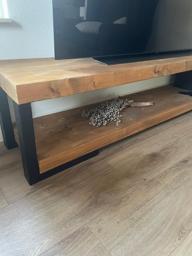 Prachtig tv meubel, Huis en Inrichting, Kasten | Televisiemeubels, Ophalen of Verzenden, Zo goed als nieuw, 200 cm of meer, Minder dan 100 cm