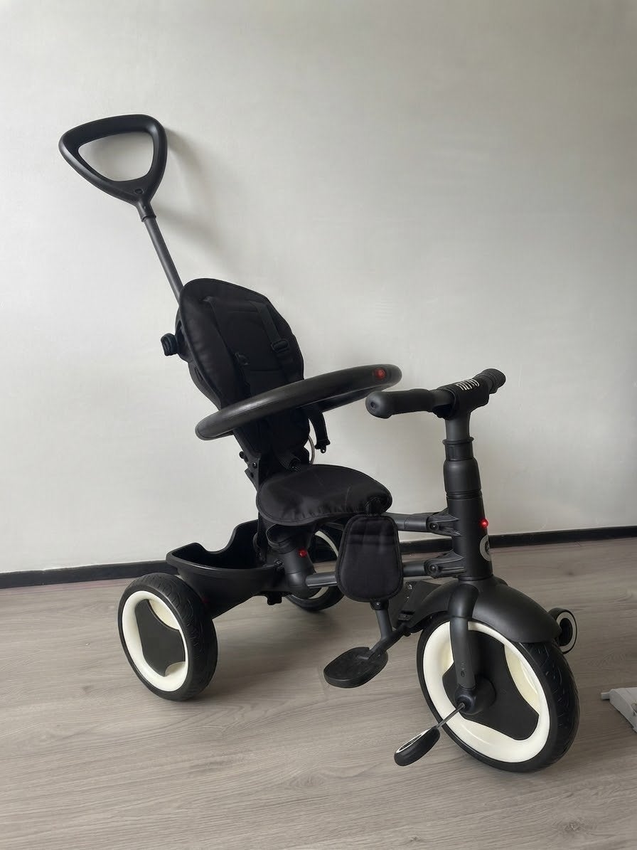 Qplay Rito driewieler met duwstang, Ophalen, Zo goed als nieuw, Duwstang