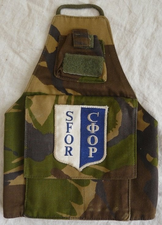Armband / Schouderband / Armlet SFOR Woodland, KL, 1990s.(4), Ophalen of Verzenden, Landmacht, Nederland, Kleding of Schoenen