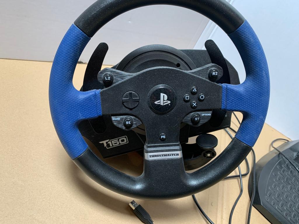 Te koop Trustmaster T150 Racestuur, Spelcomputers en Games, Ophalen, Zo goed als nieuw
