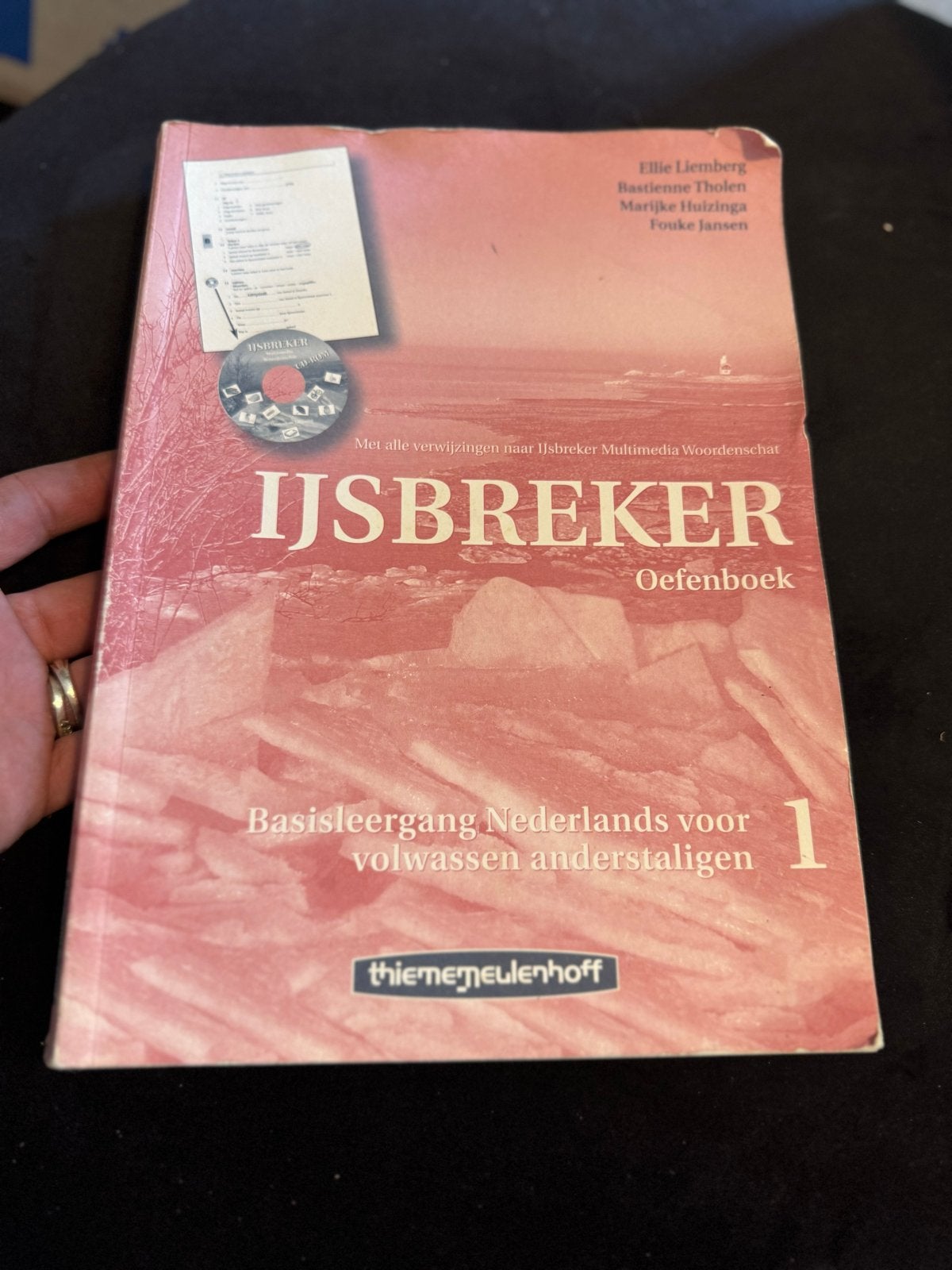 Ijsbreker Oefenboek 1 - Nederlands voor anderstaligen (NT2), Ophalen of Verzenden, Gelezen, Non-fictie