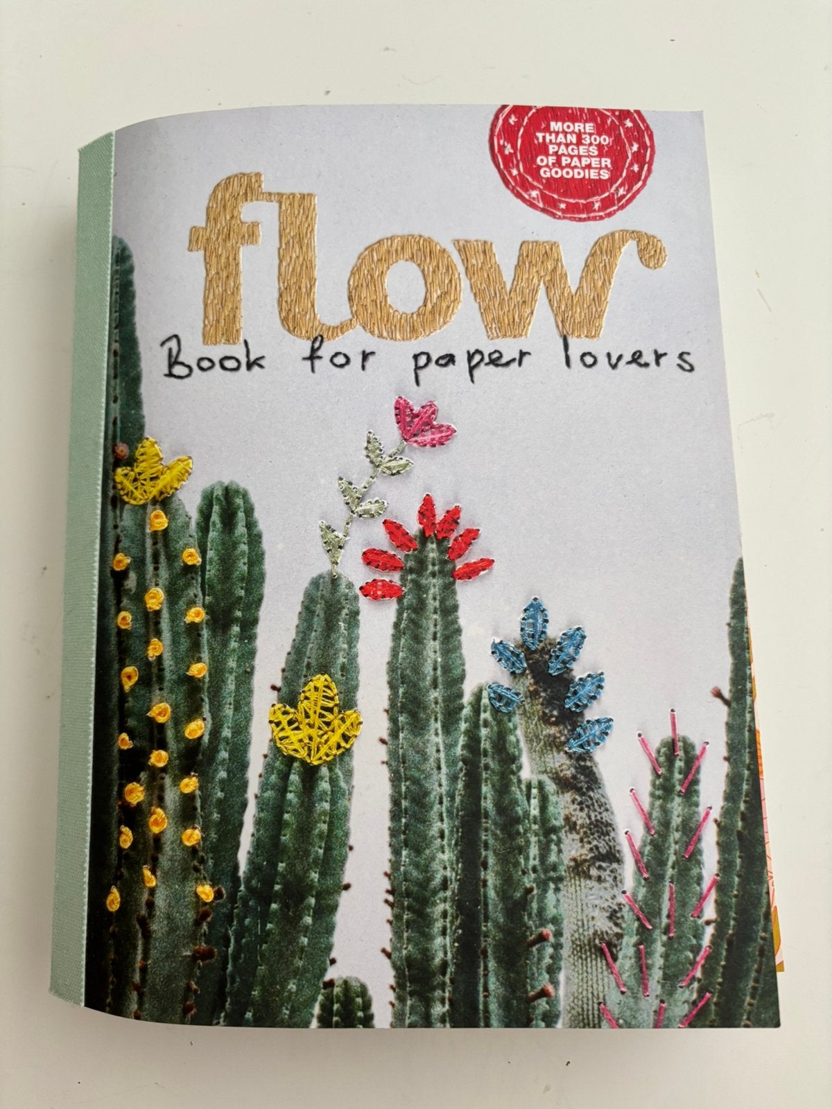 Flow book for paper lovers deel 9, Ophalen of Verzenden, Zo goed als nieuw, Lichaam en Geest