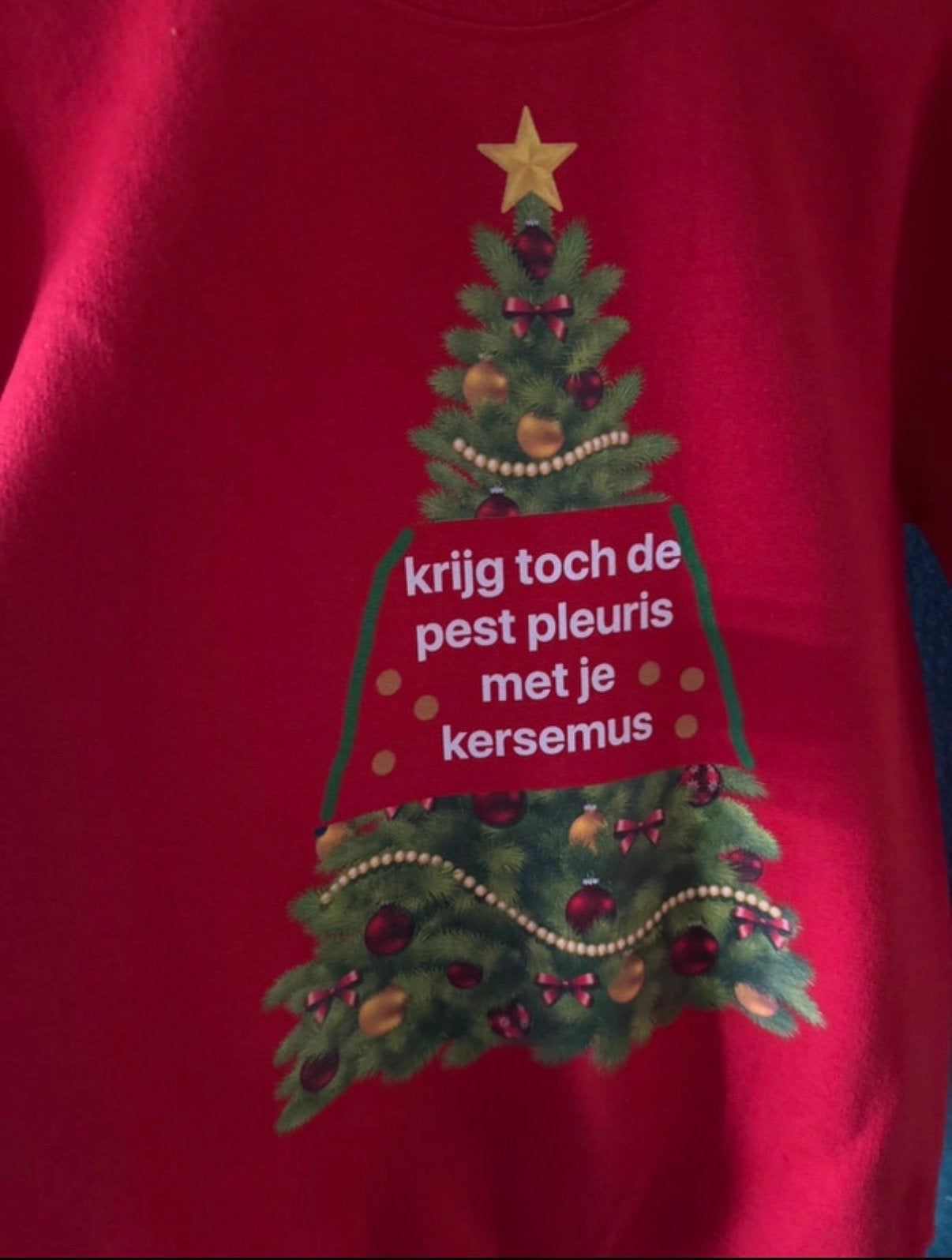 Grappige Kersttrui met 'krijg toch de pest pleuris' tekst, Ophalen of Verzenden, Nieuw, Maat 46 (S) of kleiner, Rood