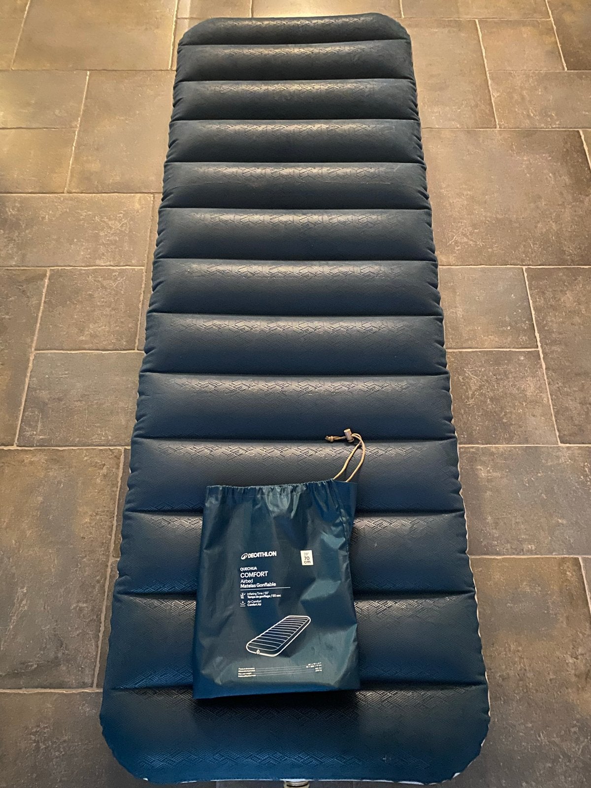 Decathlon Quechua Comfort slaapmat 1-persoons, Ophalen of Verzenden, Zo goed als nieuw, 1-persoons