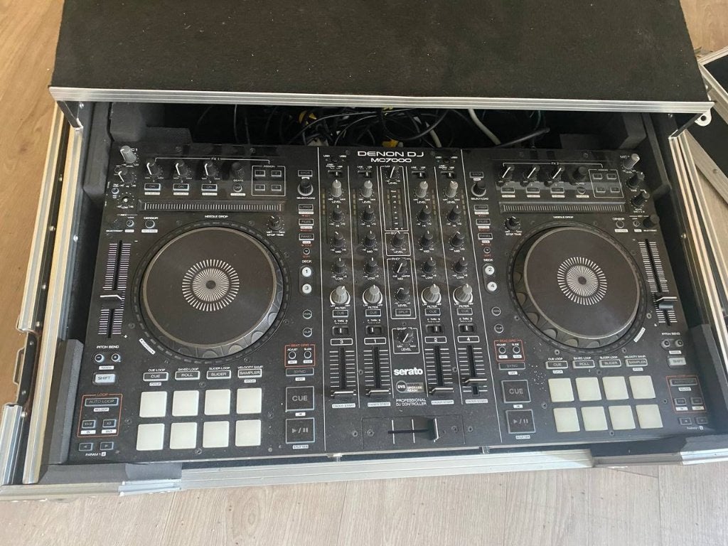 DJ controller Denon MC7000 + flightcase + Serato, Ophalen, Gebruikt, Dj-set, Denon