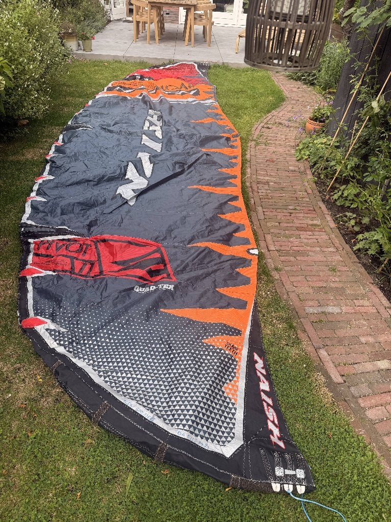 Complete Kitesurf set Naish 9 11 mtr, 3 boards, bar, trapeze, Watersport en Boten, Kitesurfen, Ophalen, Kitesurf-set, Twintip