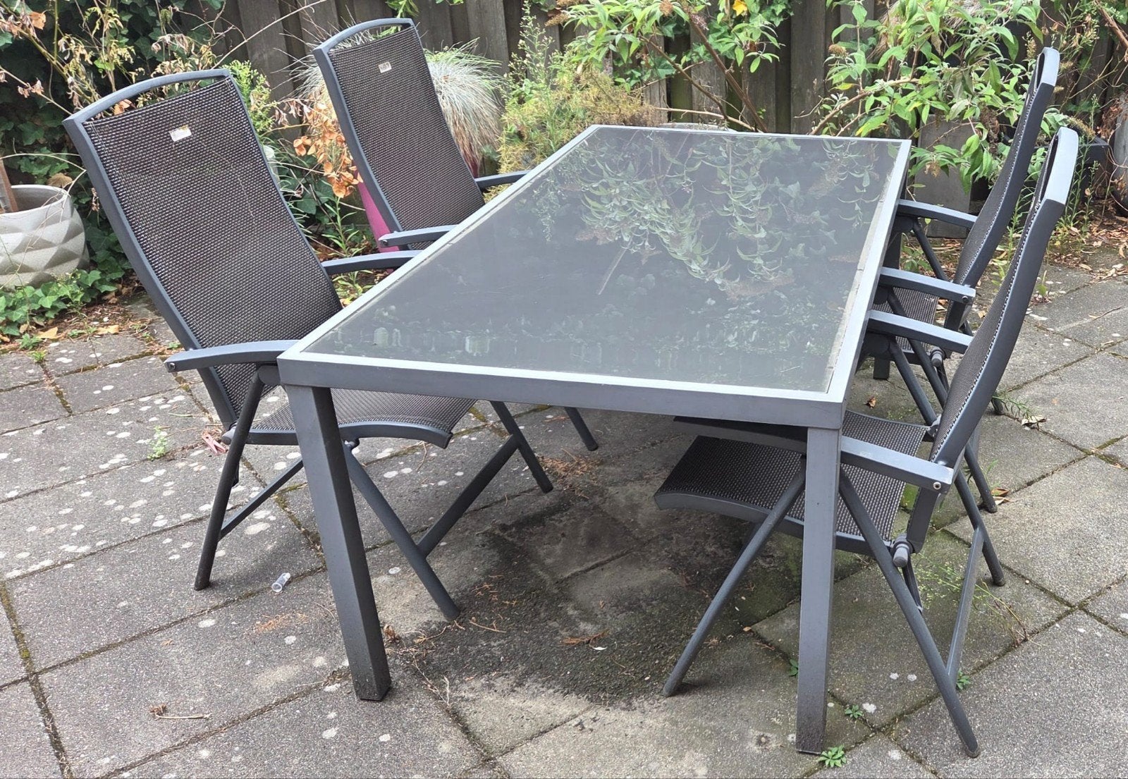 tuintafel met 4 hartman stoelen, Tuin en Terras, Tuinsets en Loungesets, Ophalen, Gebruikt, Onbekend, Aluminium
