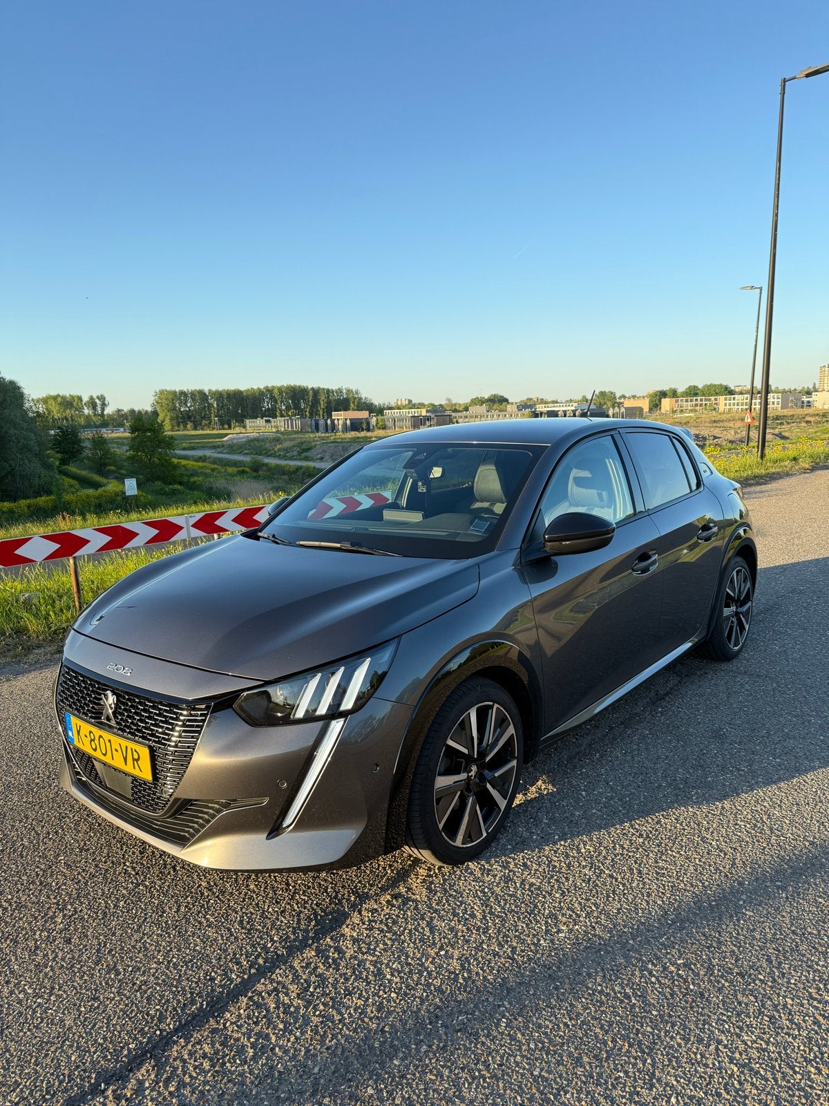 Peugeot 208 1.2 Puretech 100pk 2021 Grijs AUTOMAAT, Auto's, Peugeot, 100 pk, 49 €/maand, Origineel Nederlands, 1200 kg