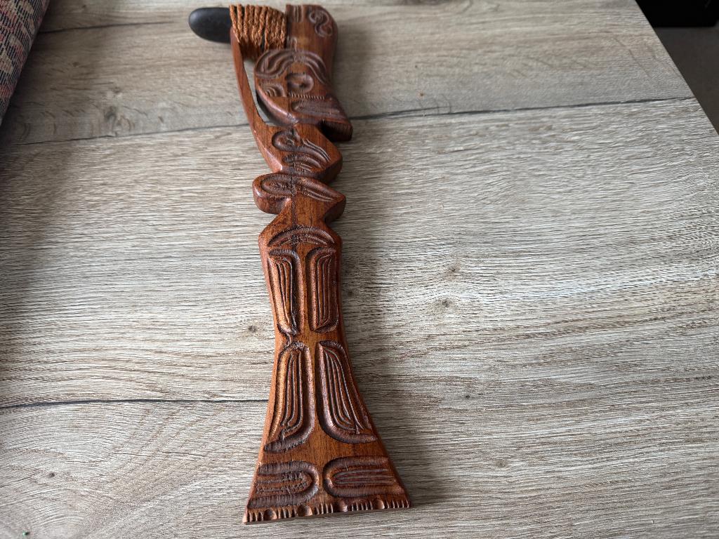 Frans-Polynesische Oude Ceremoniële Dissel ( Bijl / Knots ), Overige typen, Oceanië, Ophalen of Verzenden, Handgemaakt