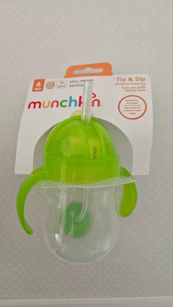 Munchkin Tip & Sip drinkbeker met rietje (207ml), Kinderen en Baby's, Babyvoeding en Toebehoren, Ophalen of Verzenden, Nieuw
