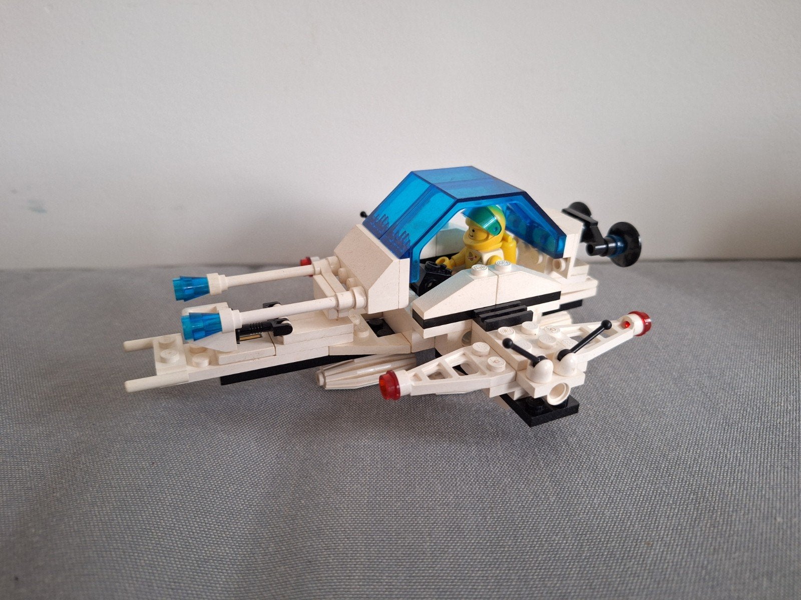 Lego Classic Space 6875 Futuron Hovercraft, Ophalen of Verzenden, Gebruikt