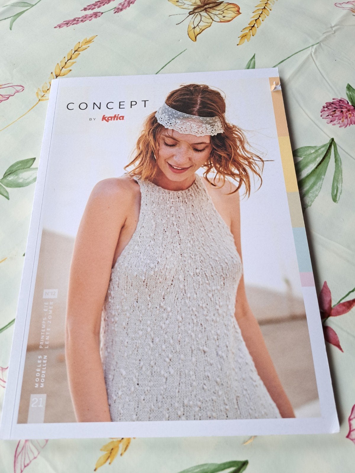 Z: Katia Concept breiboek met diverse patronen, Ophalen of Verzenden