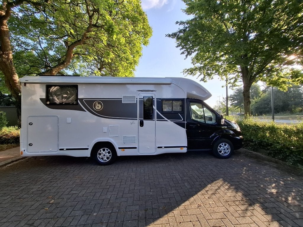 Benimar Cocoon 468 Black Edition Northautokapp 2024 Airco, Caravans en Kamperen, Ringverwarming, Raamblindering, ESP-stabiliteitscontrole