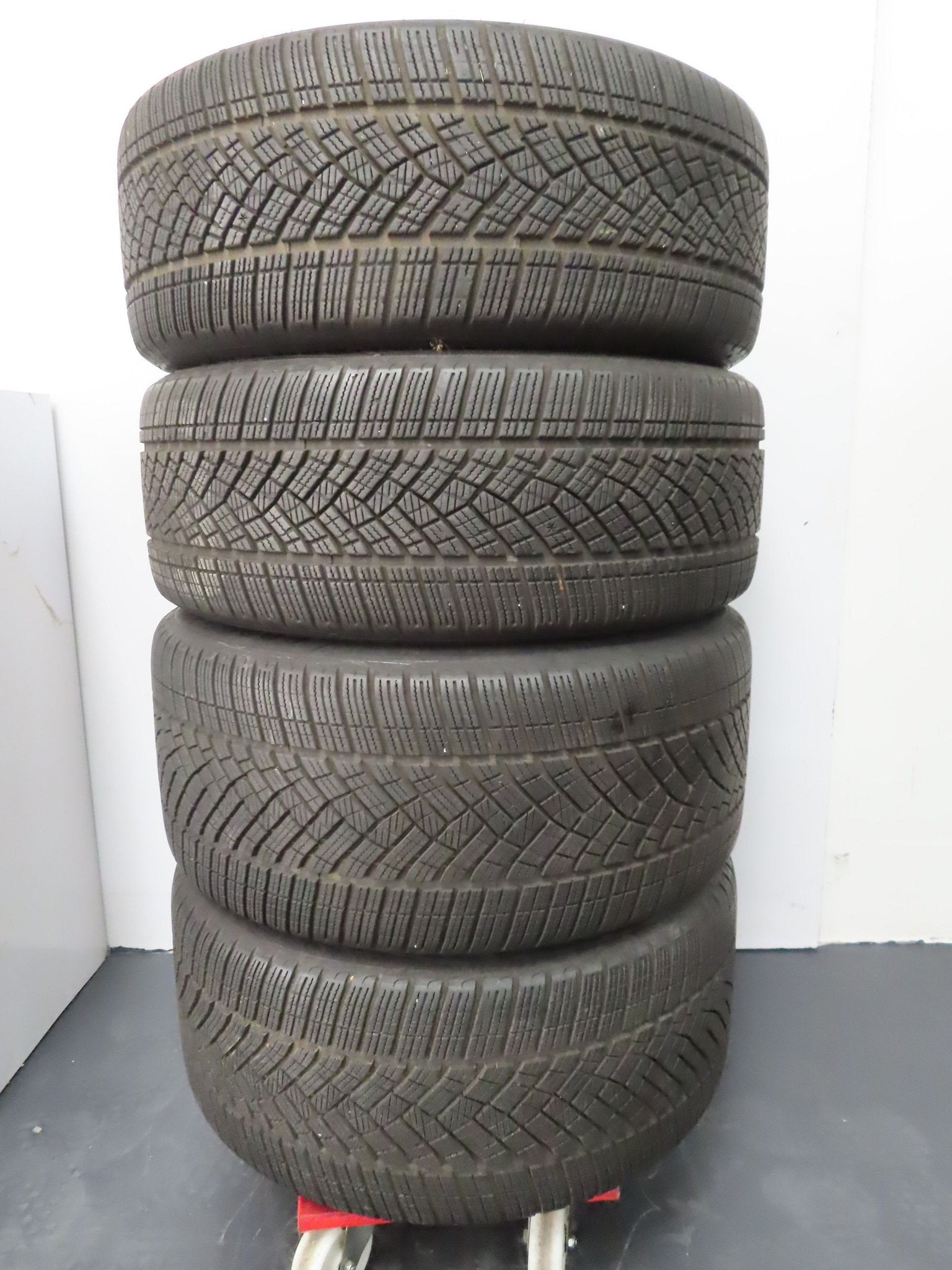 Porsche Taycan Turbo Aero 20 inch velgen met winterbanden, Auto-onderdelen, -, -, Banden en Velgen, -