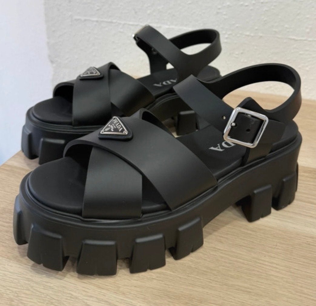 Prada Monolith Sandalen Zwart Maat 37, Ophalen of Verzenden, Nieuw, Zwart, Sandalen of Muiltjes