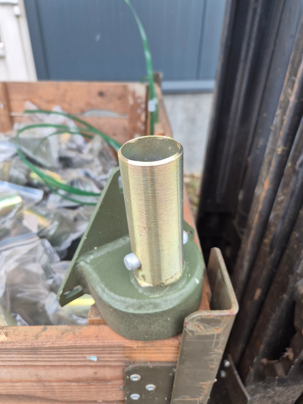 Steun voor antenne of mast - Nieuw in verpakking, Ophalen of Verzenden, Nieuw, Toebehoren
