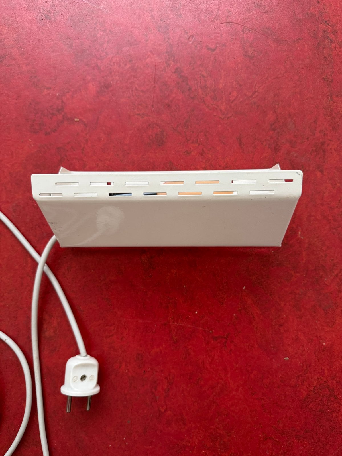 Witte wandlamp met snoer en stekker, Gebruikt, Overige fittingen, Ophalen of Verzenden, Overige merken