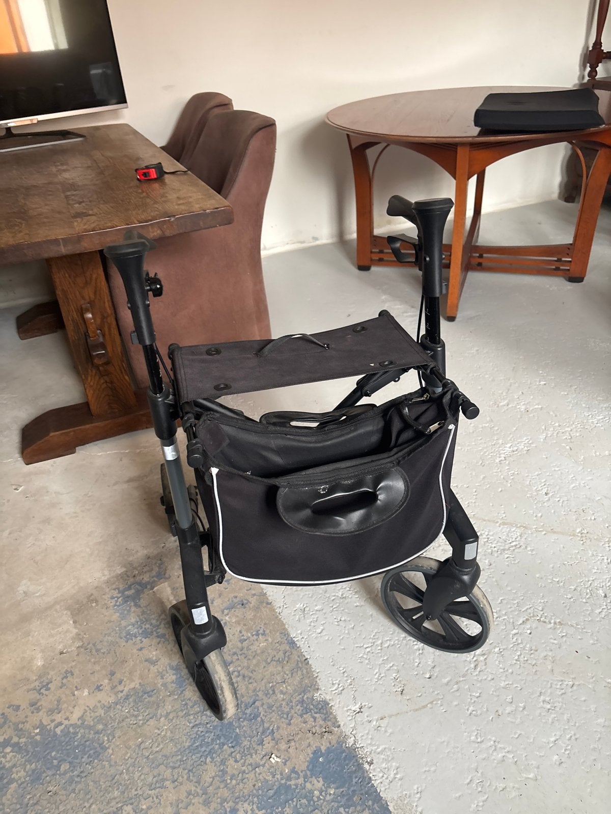 Aston Rollator – Lichtgewicht & Opvouwbaar, Diversen, Ophalen, Lichtgewicht