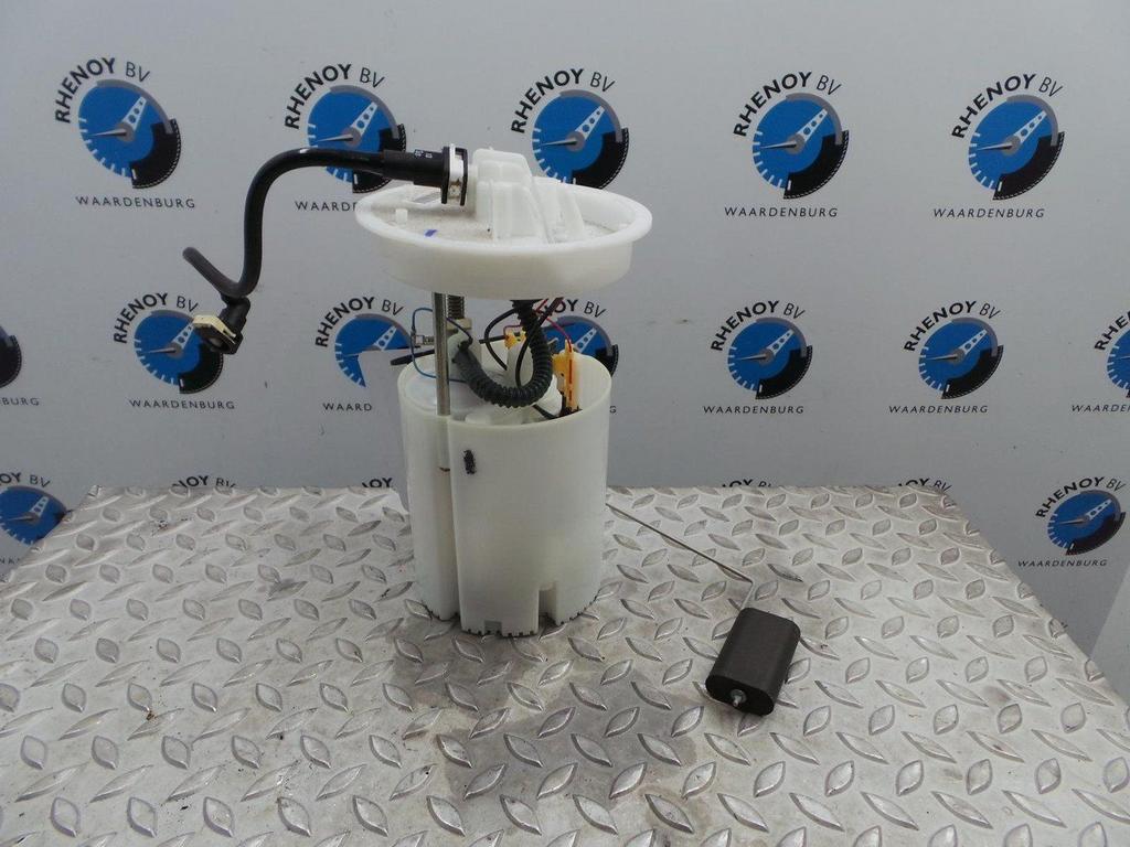 FORD FOCUS Titanium BRANDSTOF POMP (IN TANK)  2017, Ophalen of Verzenden, Gebruikt, Stiba lid