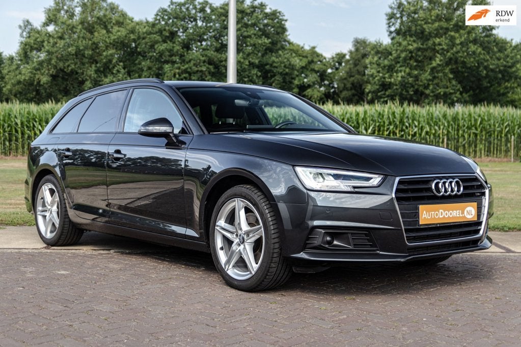 Audi A4 AVANT 35 TFSI Automaat, Auto's, Audi, Stof, Gebruikt, 4 cilinders, A4