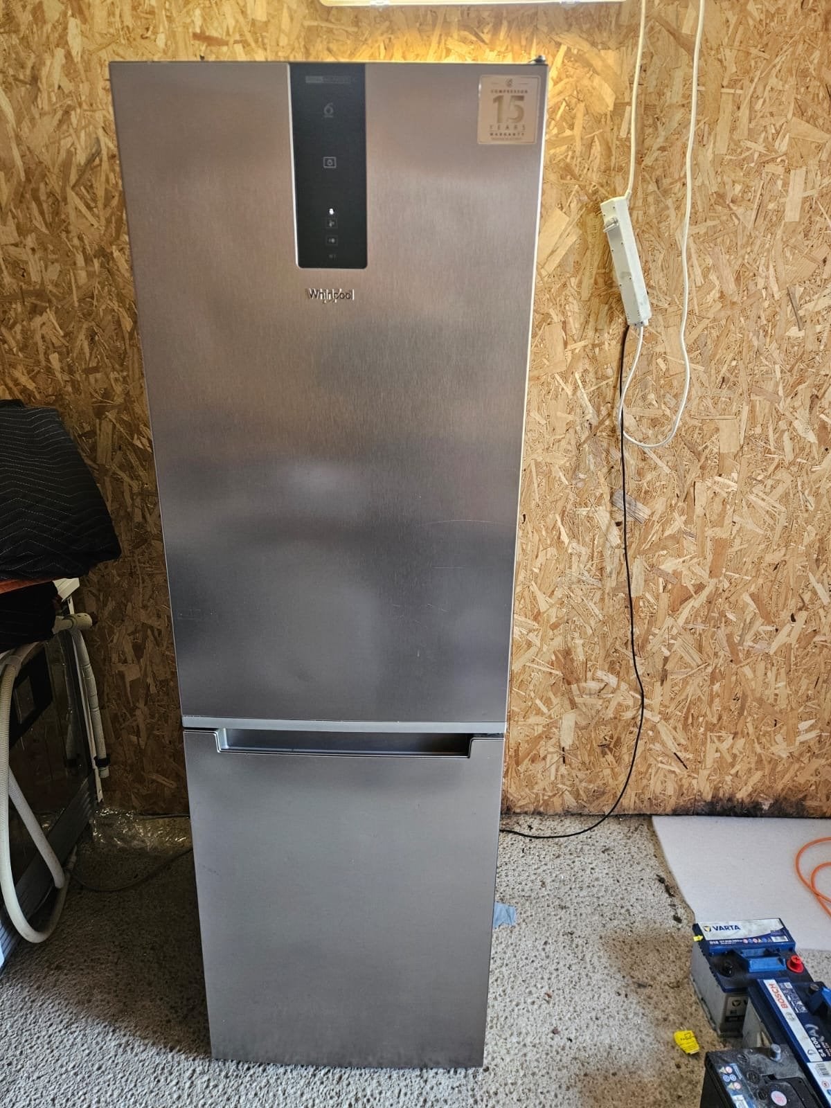 Whirlpool W7 821O OX Koel-vriescombinatie No Frost, 200 liter of meer, 60 cm of meer, Met aparte vriezer, Zo goed als nieuw
