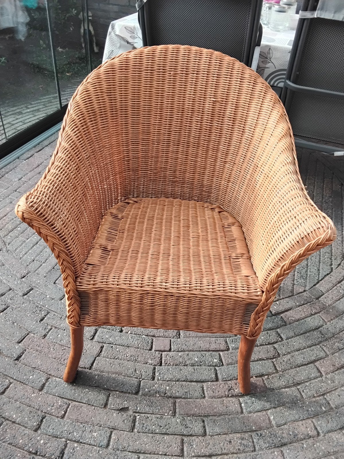 Mooie rotan stoel - perfect voor binnen of buiten, Ophalen, Gebruikt, Bruin, Eén