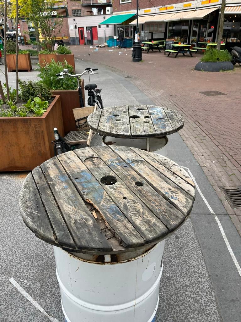 Unieke Corona biervat statafels (2 stuks), Tuin en Terras, Tuintafels, Gebruikt, Rond, Hout, Ophalen