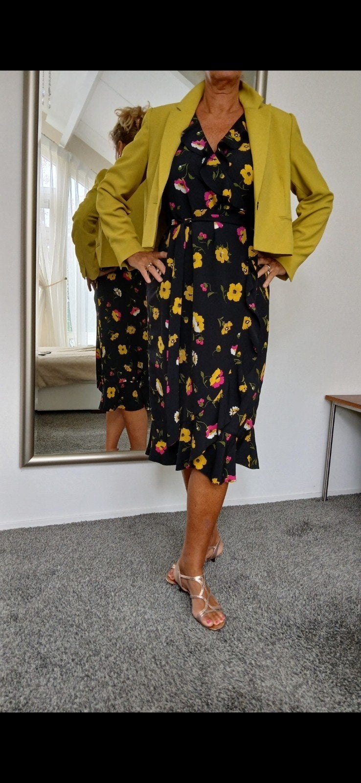 Zwarte bloemenjurk maat 46 eventueel met jasje, Zwart, Maat 46/48 (XL) of groter, Ophalen of Verzenden, Zo goed als nieuw