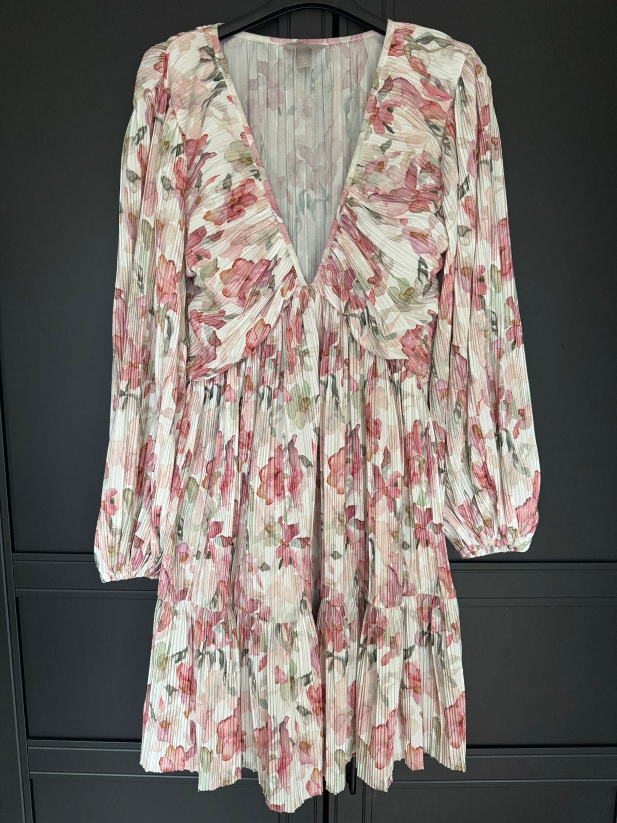 H&M prachtige plisse jurk maat M, Maat 38/40 (M), Meerkleurig, Ophalen of Verzenden, Zo goed als nieuw