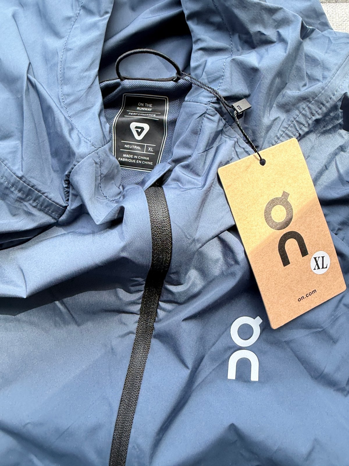 ON Running Trainingspak - Performance Jacket & Pants, Nieuw, Ophalen of Verzenden, Hardlopen of Fietsen, Maat 48/50 (M)