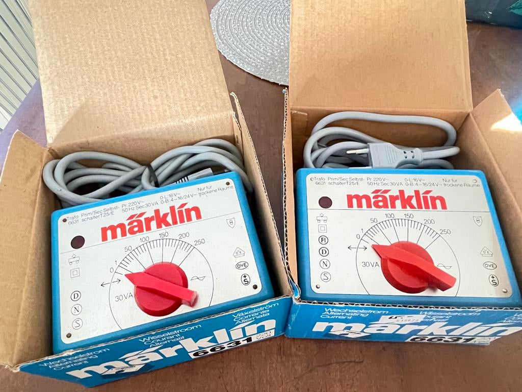 ** NIEUWSTAAT IN OVP ** Märklin 6631 ** 2x TRAFO ** 30 VA **, Ophalen of Verzenden, Zo goed als nieuw, Analoog, Märklin