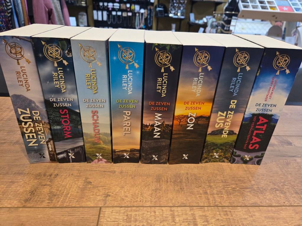 De Zeven Zussen complete serie - Lucinda Riley, Boeken, Romans, Gelezen, Ophalen