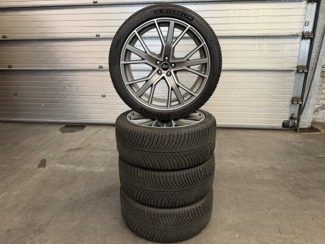 Originele 22 inch velgen Audi Q7/SQ7 Michelin Winterbanden, Auto-onderdelen, Banden en Velgen, Ophalen, 285 mm, Banden en Velgen
