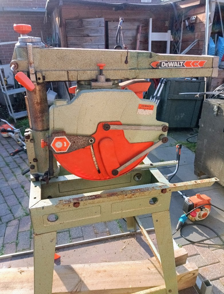 DeWalt 1370 Radiaalzaag 230V – Loopt prachtig stil, Ophalen, Gebruikt, DeWalt, 70 mm of meer