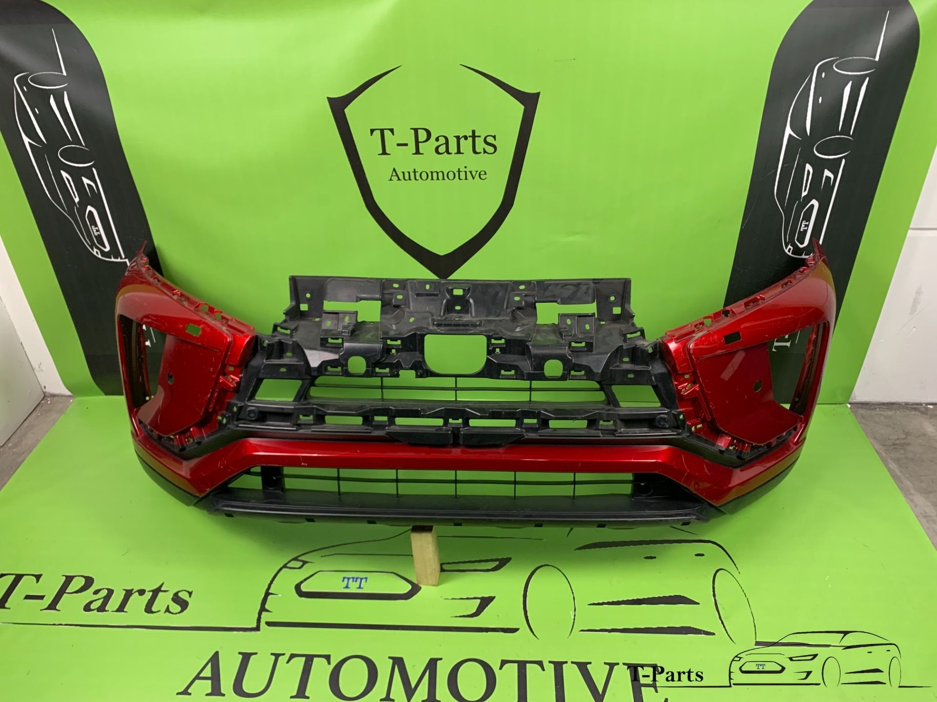 Mitsubishi eclips cross voorbumper bumper 2018+ PDC, Info@fabrikant.eu, Ophalen of Verzenden, Fabrikantstraat 1
1000 AA  Amsterdam