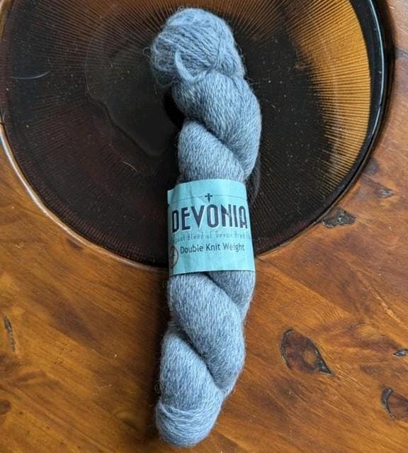 John Arbon Devonia light blauw garen, 100g yarn, Hobby en Vrije tijd, Breien en Haken, Ophalen of Verzenden, Nieuw, Breien of Haken