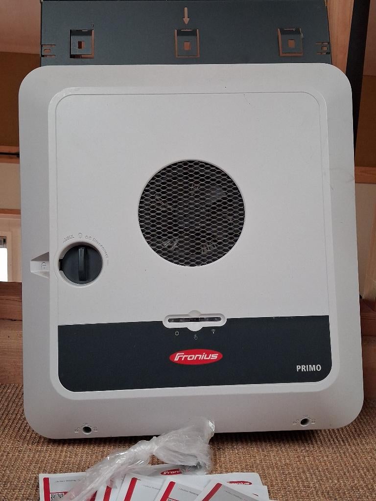 Fronius Primo GEN24 5.0 Plus – Hybride Omvormer, Ophalen, Zo goed als nieuw, Overige typen, 200 wattpiek of meer