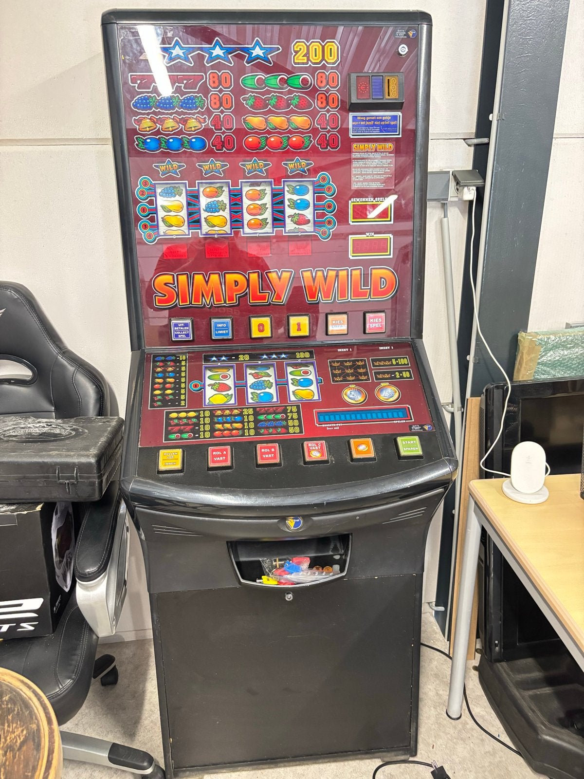 Simply Wild fruitautomaat - Klassieke speelervaring, Overige munten, Ophalen, Gebruikt
