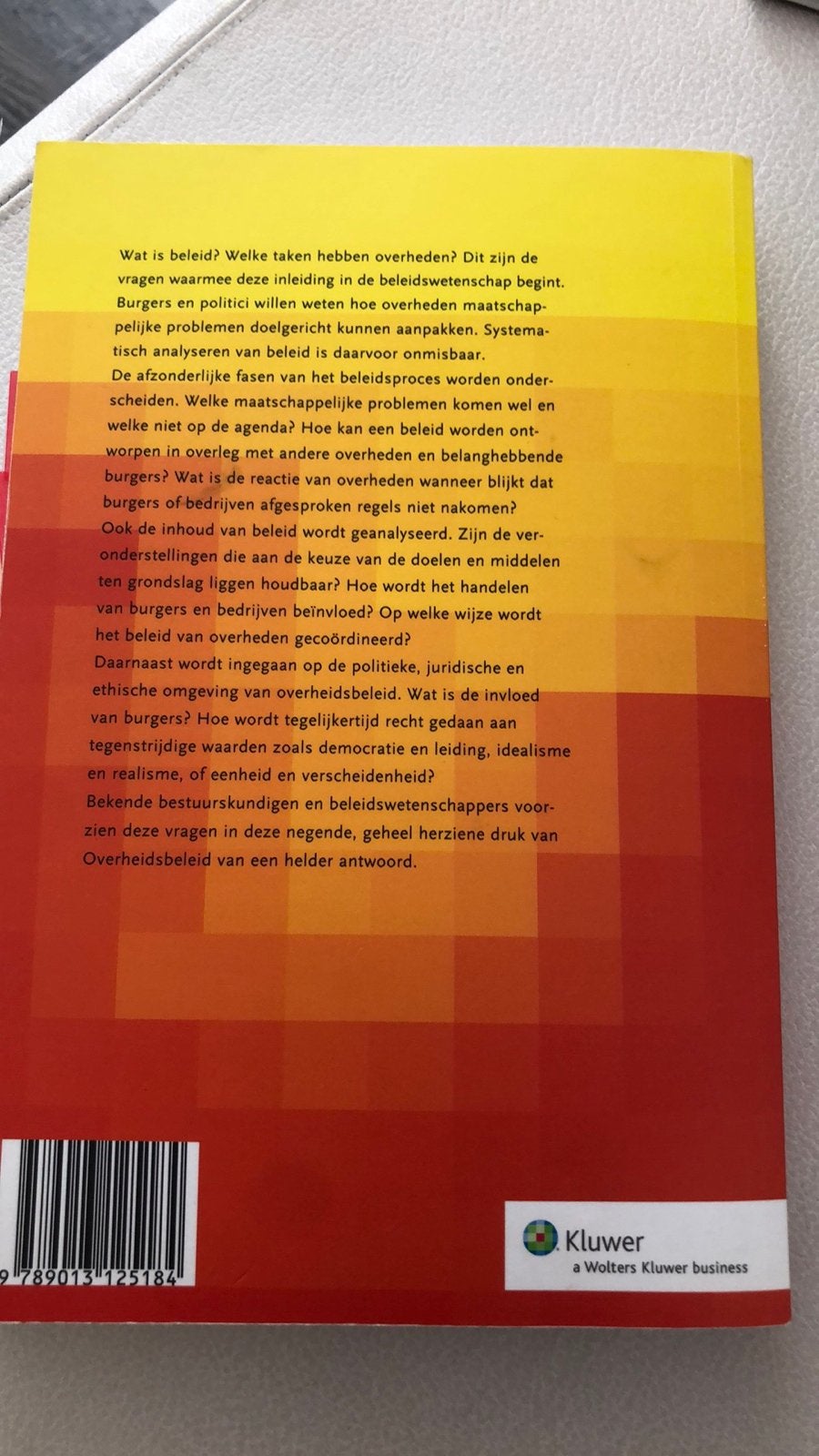 Overheidsbeleid: Een inleiding in de beleidswetenschap, Ophalen of Verzenden, Gelezen, Politiek en Staatkunde, Nederland