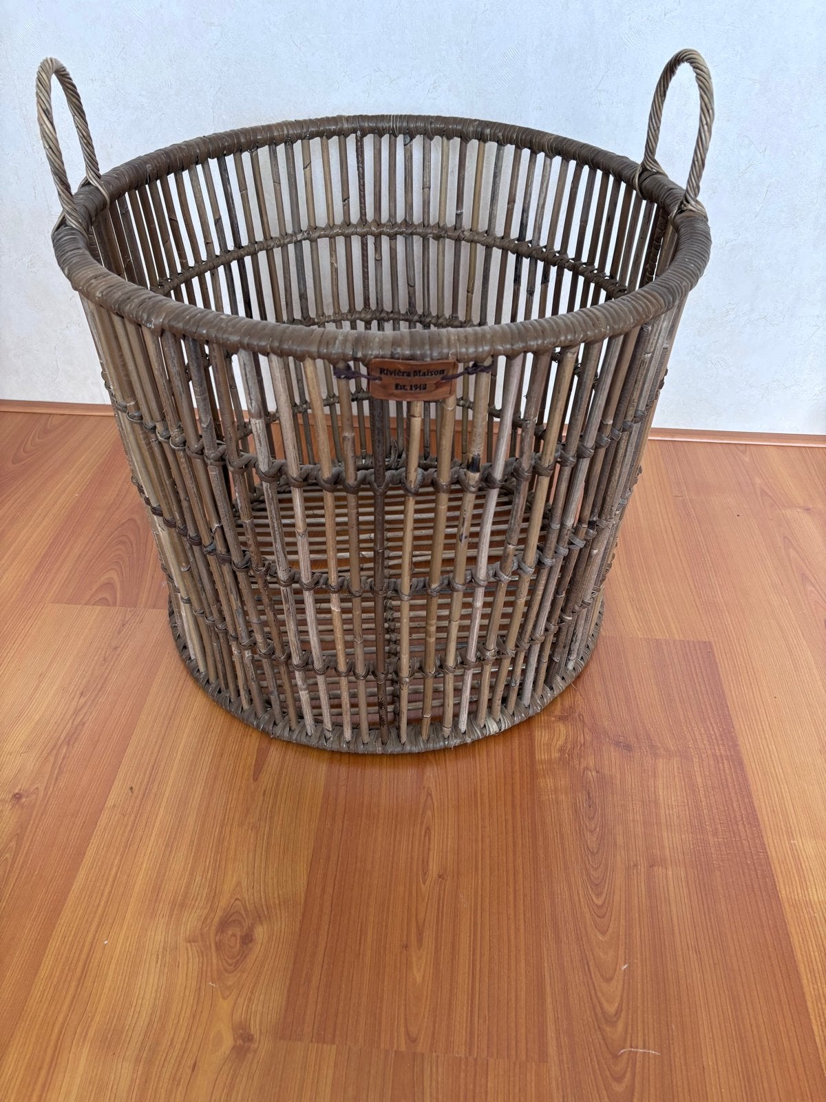 Riviera Maison rieten mand - Hoogte 43 cm, Doorsnee 52 cm, Huis en Inrichting, Ophalen, Gebruikt, Overige materialen