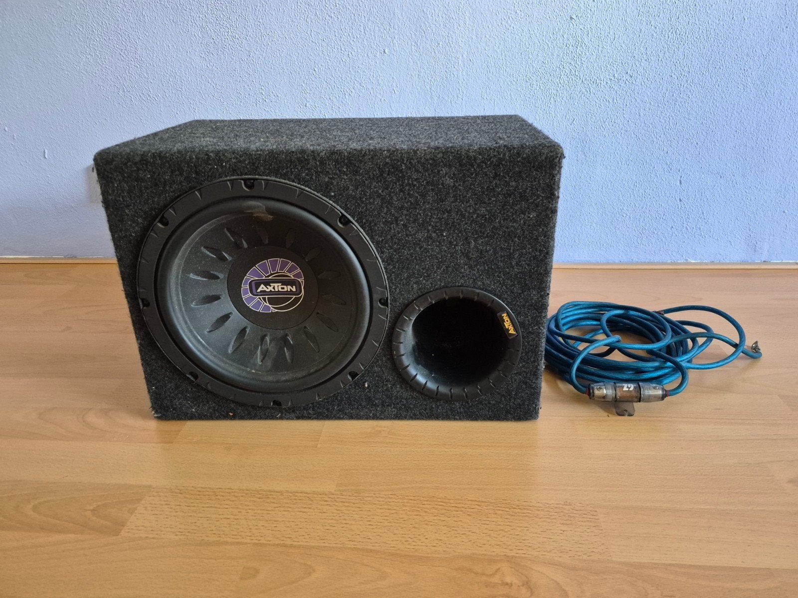 Caliber CA 502A 300W versterker met Axton subwoofer, Auto diversen, Ophalen, Gebruikt