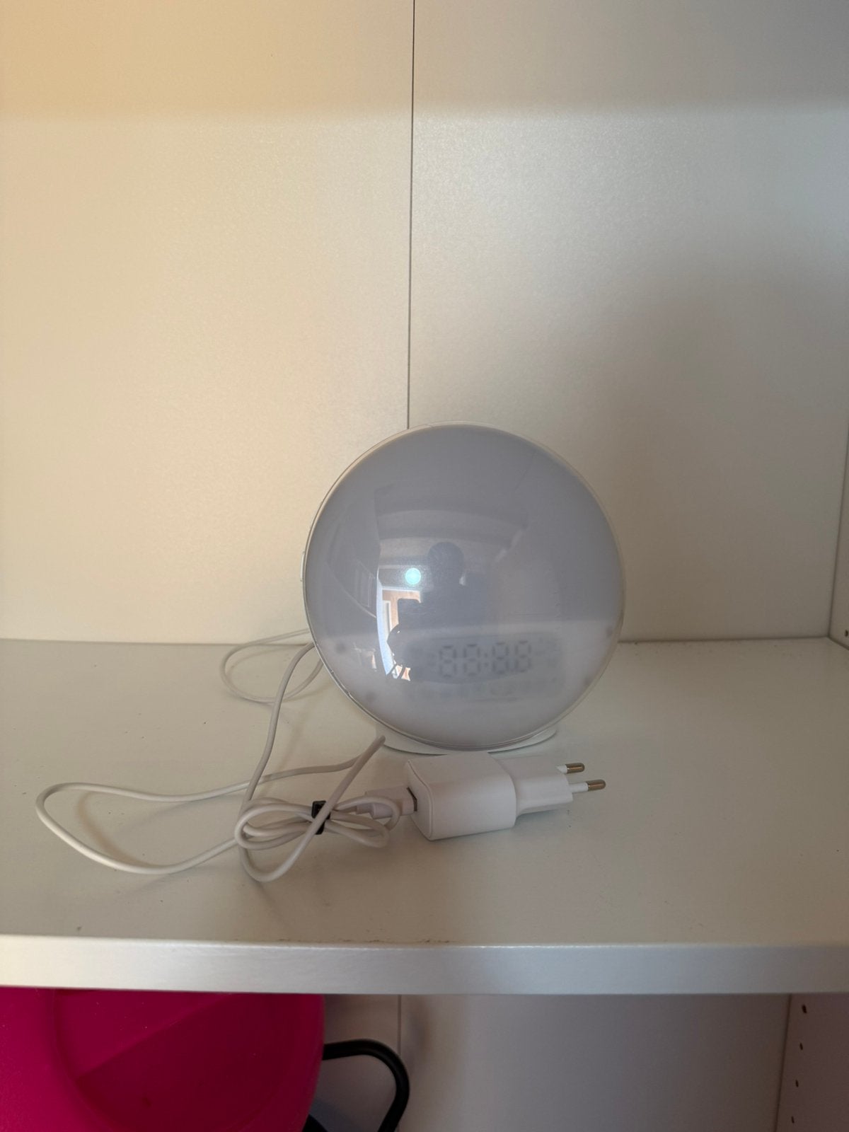 Wekker met verlichting, Ophalen of Verzenden, Zo goed als nieuw