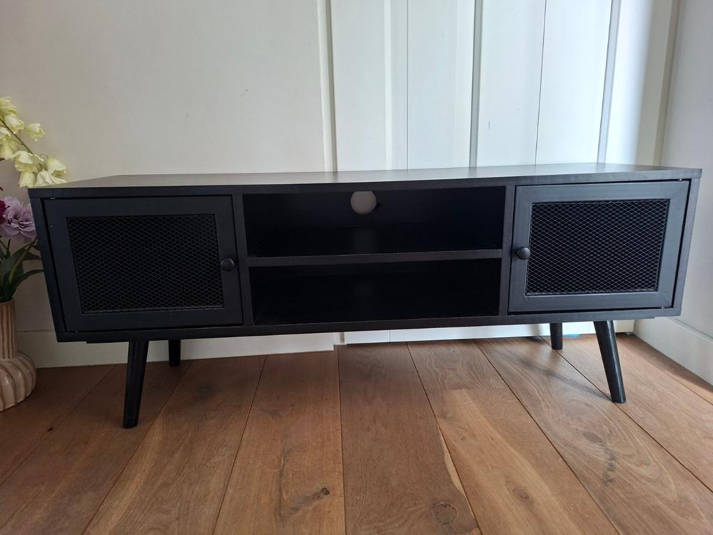 Zwart tv meubel, Huis en Inrichting, Kasten | Televisiemeubels, Ophalen, Gebruikt, 25 tot 50 cm, Minder dan 100 cm