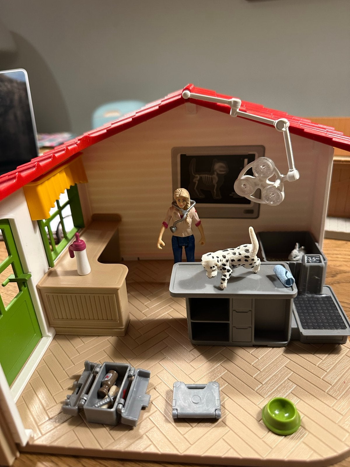 Schleich Farm World Dierenartspraktijk Speelset, Ophalen, Zo goed als nieuw, Jongen of Meisje