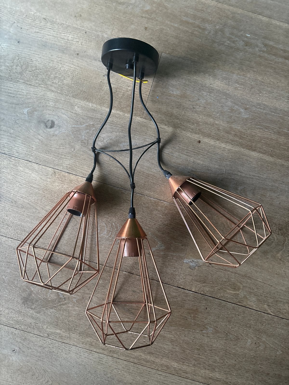 Hanglamp koperkleurig met 3 geometrische kappen, Ophalen, Gebruikt, Metaal, E27 (groot)