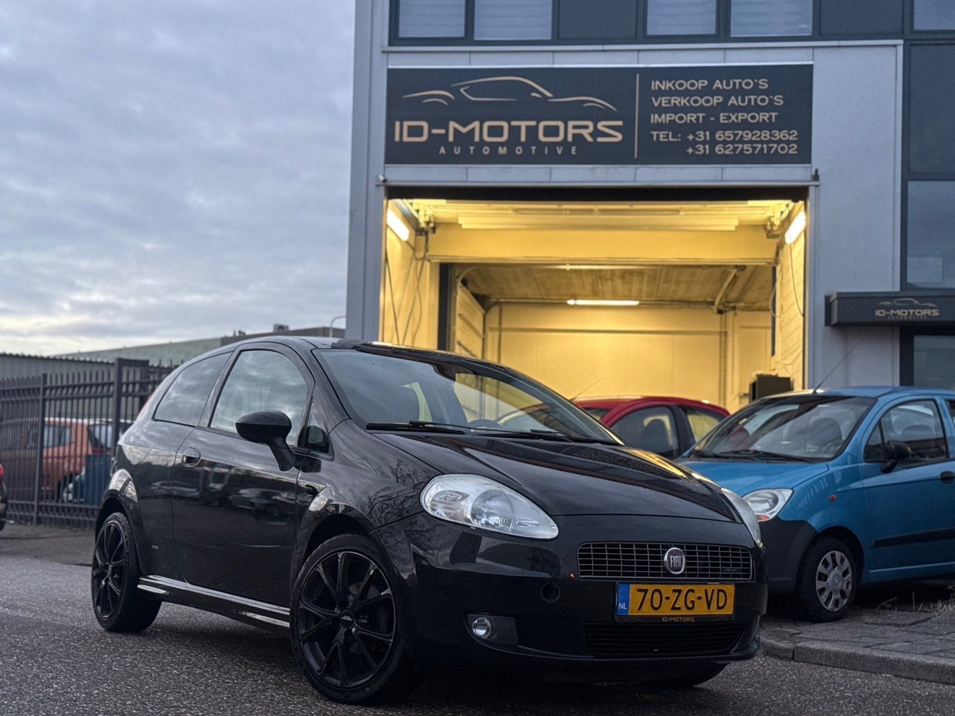 Fiat Grande Punto 1.4-16V Sport edition nap apk cruise velge, Auto's, Voorwielaandrijving, 400 kg, Grande Punto, Zwart